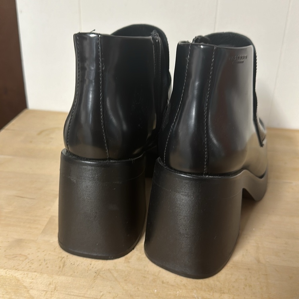 Vagabond Black Ankle Boots - Picture 5 of 15